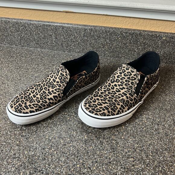 Vans Deluxe Comfort Classic Slip On Skater Shoes Cheetah Print Women's 8 Sneaker - Picture 2 of 11